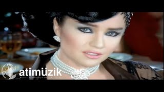 Özlem Özel  Bir Yoksula Rastladım  © Official Video [upl. by Razid]