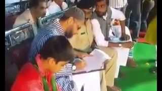 Police giving crpc notice to Barrister Asaduddin Owaisi sahab in Parbhani [upl. by Hank573]