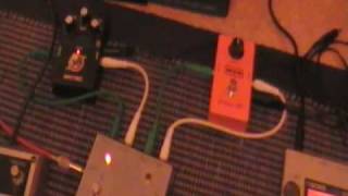 ARTEC Vintage Phase Shifter vs MXR Phase 90 [upl. by Searcy737]