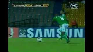 Gol de Dorlan Pabon Nacional vs Peñarol Copa Libertadores 10 de abril de 2012 [upl. by Asiole270]