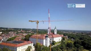 Montage Baukran auf dem Domberg Freising [upl. by Abehshtab]