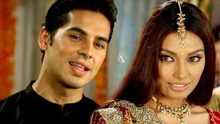 Main Agar Saamne  Lyrical  Bipasha Basu  Abhijeet  Alka Yagnik  Bollywood Wedding Song [upl. by Christmann125]