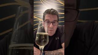 1 Minute Wine ReviewDomaine Carneros Brut [upl. by Dael652]