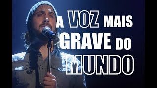 A VOZ mais GRAVE do MUNDO  Uma Das  Aumente o volume [upl. by Anawot]