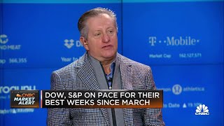 Steve Eisman says students with free Palestine from the river to sea signs should be expelled [upl. by Rhoads601]