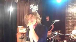 Cage The Elephant  Shake Me Down Live  The Basement [upl. by Ameh]