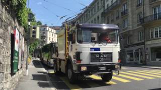 TL Lausanne remorquage du Neoplan 605 avec le camion 048 le 27 mai 2016 [upl. by Cochard]