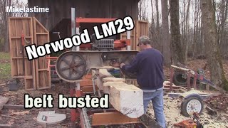 Cutting logs on The Sawmill and this is what happened  Norwood lm Portable sawmill [upl. by Eyma]