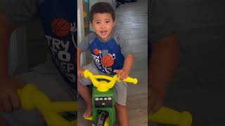 My 2year old singing Kane Brown 🥰 myheart adorable shorts [upl. by Achilles]