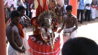 Kanathur Navlar theyyam 2010 Kasargod [upl. by Aryhs132]