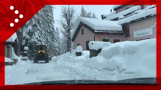 Neve a Madesimo il camera car lungo le strade innevate del paese [upl. by Ilse]