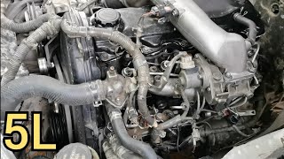 smoke problem Toyota 5l engine [upl. by Ebenezer271]