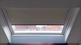 Velux GGL centre pivot roof window is stuck  How to fix jammed window easily [upl. by Crispen]