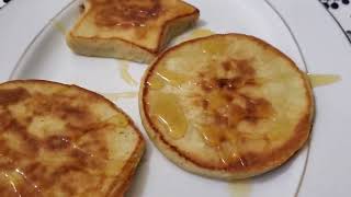 Banana Pikelets  Australian Cuisine  PakFoodNYC [upl. by Eohce785]