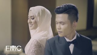 Tajul amp Wany Hasrita  Disana Cinta Disini Rindu Official Music Video [upl. by Ashley]