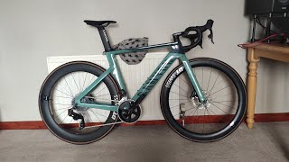 Canyon Aeroad SLX Disc eTap 70 2022 Pale Green  DT Swiss ARC 1600 Hub sound [upl. by Petromilli]