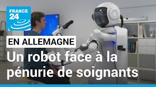 En Allemagne un robot face à la pénurie de soignants • FRANCE 24 [upl. by Mulvihill]