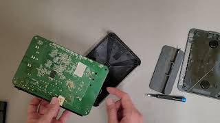 Netgear N750 wireless dual band gigabit router WNDR4300 teardown [upl. by Fennie]