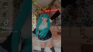 Rearranging furniture￼ hatsunemiku vocaloid cosplay mikucosplay [upl. by Hakvir919]