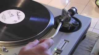 How To Balance A Tone Arm On The Technics [upl. by Ycrep]