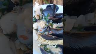 mussels in white wine sauce and butter and cream [upl. by Ojeitak]