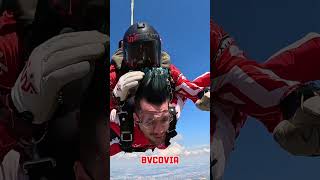 Zborul Vedetelor markoglass bvcovia celebrity skydiving reaction funnyvideo free adrenaline [upl. by Annekcm]