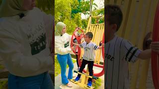 Main apa ini keripikkentangmasboy shorts comedy humor fyp trending youtubeshorts [upl. by Gnah891]