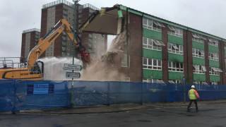 Comber Place Grimsby demolition 19092016 [upl. by Boyes]