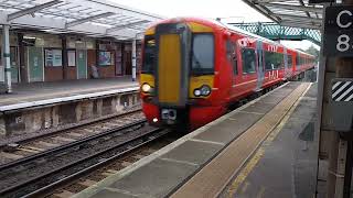 Gatwick Express Class 387209 Electrostar Arriving into Chichester The 21st of October 2024 [upl. by Nager133]