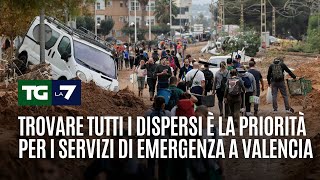 Trovare tutti i dispersi è la priorità per i servizi di emergenza a Valencia [upl. by Perot382]