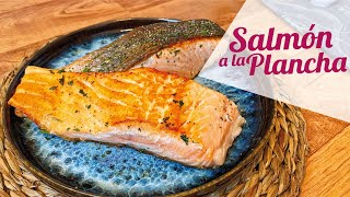 SALMON A LA PLANCHA con ajo y perejil 🐟 Receta fácil y rápida [upl. by Llenrad975]