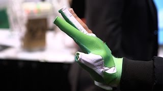 Ziro A robotics kit you control with your hand — CES 2016 [upl. by Rochell]