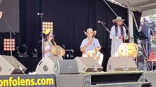 Malanga groupe Colombien au festival de Confolens [upl. by Iad]