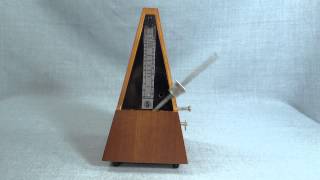 GERMAN MUSICAL INSTRUMENT PENDULUM TONOMETER WOOD PYRAMID MAELZEL METRONOME ampBOX [upl. by Anhej]