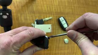 Replacing your Nissan Key Fob Battery [upl. by Fini]