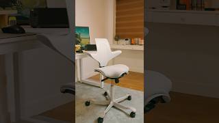 Flokk HÅG Capisco Puls 8020  Ergonomic Chair Unboxed flokk ergonomicchair desksetup shorts [upl. by Johnath]