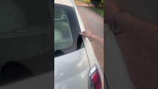 un essuie glace en moins car voiture tiktok humour subscribe funny shorts viralvideo [upl. by Harty]