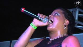 Tati Quebra Barraco  Boladona Ao Vivo  Top Baile da Dukesa  Pheeno TV [upl. by Ike206]