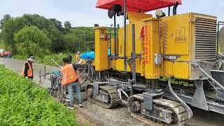 45m Negative Gap Construction Slipform Paver With Four Elongated Tracks [upl. by Gordy288]