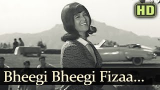 Bheegi Bheegi Faza  Shashi Kala  Anupama  Asha Bhosle  Hemant Kumar  Dharmendra  EvergreenSong [upl. by Alithia]