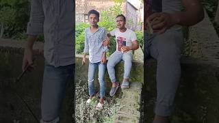 Kele se maar Diya 😂😂funny viral shorts MKMALDACOMEDY [upl. by Yxor]