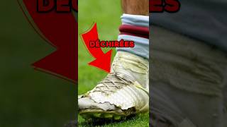 Pourquoi Grealish joue avec des crampons DÉCHIRÉS 🤯 shorts football viral grealish shortsvideo [upl. by Melisent]