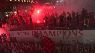 AC Milan celebrate Italian Serie A triumph with open top bus parade in city centre  意甲  AC米兰夺冠游行 [upl. by Noraha]