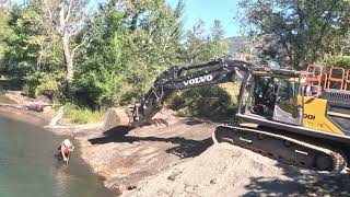 Dredge Oyama Canal Lake Country Wood lake and Kalamalka Lake [upl. by Asyral492]