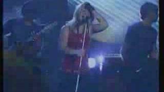 kelly clarkson behind these hazel eyes live [upl. by Ducan]