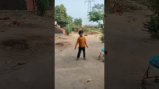 Jab dance ka mood na ho l phir bhi dance Krna pde 😄 l short dance video [upl. by Harima]