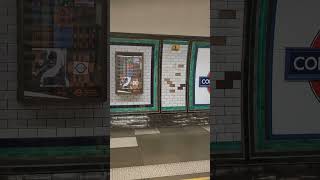 Northern line train doors opening and closing at colliers wood [upl. by Adnohsar]