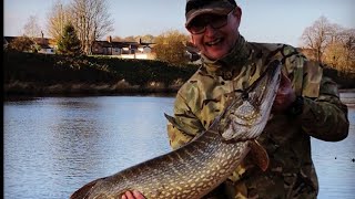 River Pike Fishing with Single Hooks [upl. by Chas]