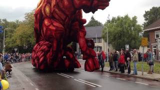 Bloemencorso Lichtenvoorde 2015  Corsogroep Hooiland [upl. by Sillek]