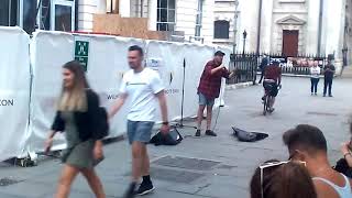 Hallelujah  busker in London [upl. by Clemmie723]